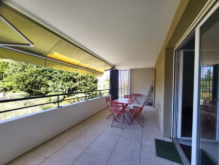 appartement de standing 3 pieces avec garage