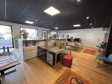 vente bureaux 425 m² à 635 m²