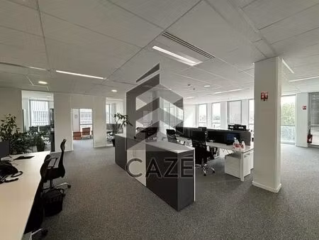 vente bureaux 296 m² à 571 m²
