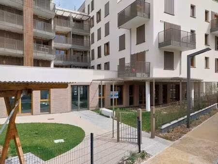 vente bureaux 600 m²