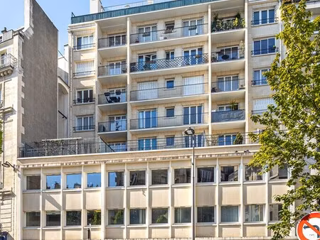 location bureaux 330 m² à 680 m²