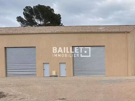 location entrepôt montauroux 83440 270m²