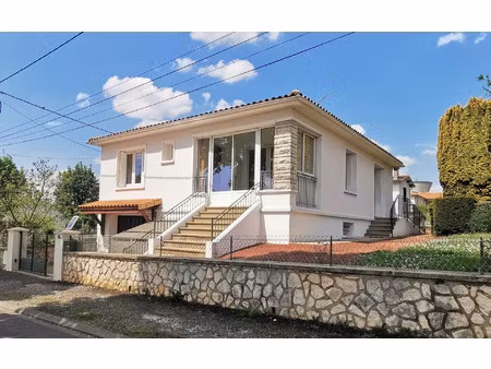 maison la rochefoucauld m² t-4 à vendre  185 000 €