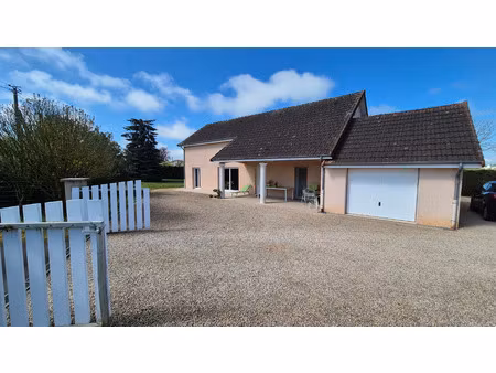 vente maison 5 pièces 115 m² vitry-en-charollais (71600)