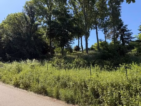 auxerre périphérie - terrain à bâtir de 677 m²