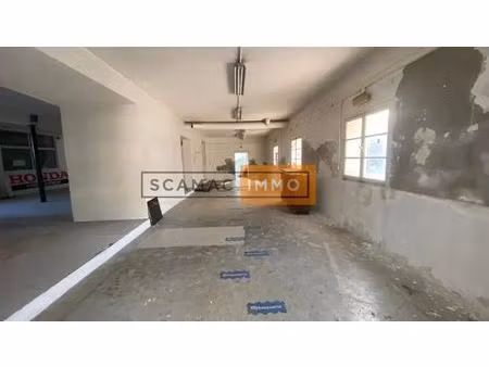 vente commerce frejus 83600 500m²
