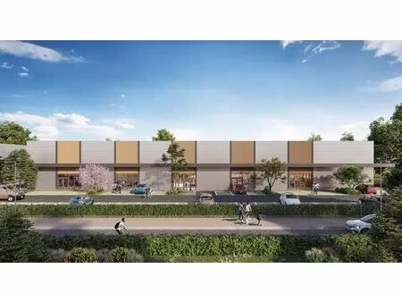 vente commerce le pont de beauvoisin 38480 575m²