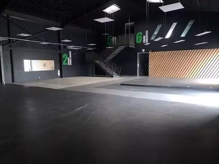 vente commerce terrasson lavilledieu 24120 615m²