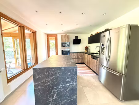 hauteurs de givors - maison familiale t7 160 m2 terrain 2133