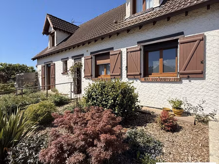 maison sur sous-sol en tres bon etat