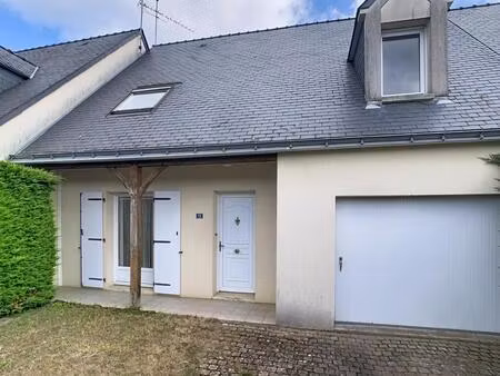 trelaze : maison de 4 chambres  jardin  garage