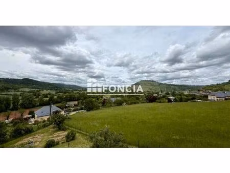 sur les hauteurs de valady  laissez-vous séduire par cette maison lumineuse offrant panora
