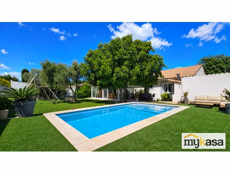 superbe villa familiale avec piscine - eyguières
