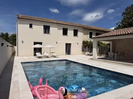 tarascon - maison contemporaine - piscine - calme - annexes