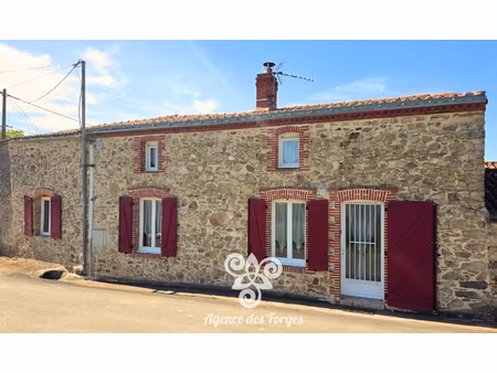 maison 3 chambres / 102 m2 + dépendance aménageable + cave