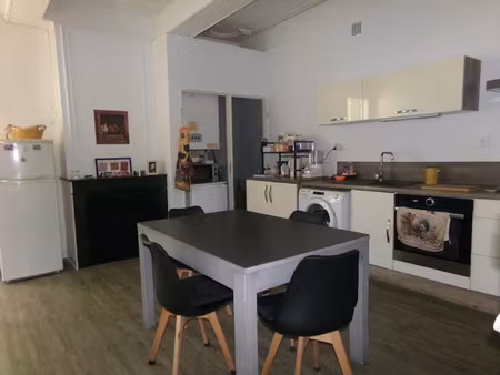 location appartement 3 pièces 100 m² à saint-geniès-de-fontedit (34480)  690 €