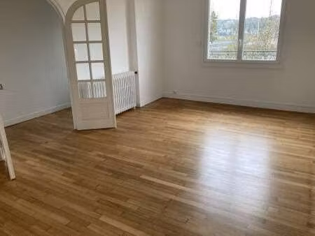 location maison à landerneau (29800) : à louer / 116m² landerneau