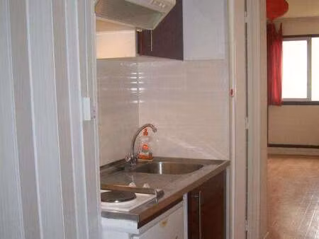 location appartement t1 à bordeaux (33000) : à louer t1 / 24m² bordeaux