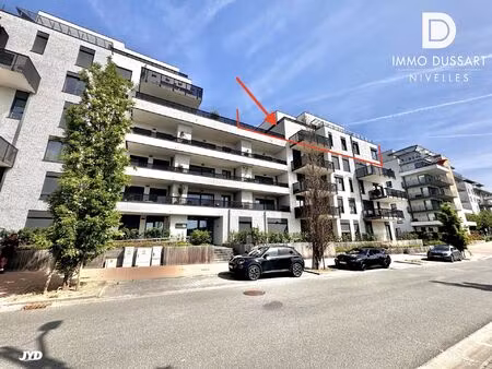 penthouse à louer avec terrasse et jardin   braine-l'alleud (vbe26990)