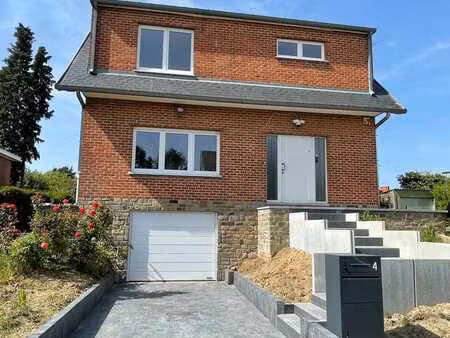 maison 4 façade  rénovée en 2026  peb b