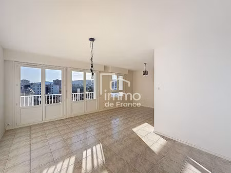 appartement oyonnax 4 pièce(s) 78 m2
