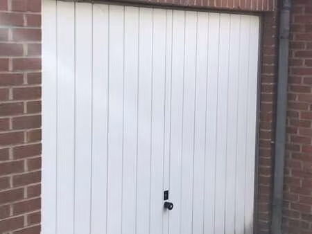 garage à louer à châtelet