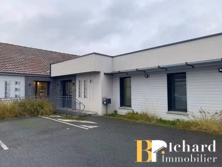 location locaux professionnels 1 pièce 10 m² à laon (02000)  500 €