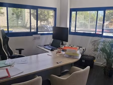 location locaux professionnels 0 pièces 148 m² à isle (87170)  1 650 €