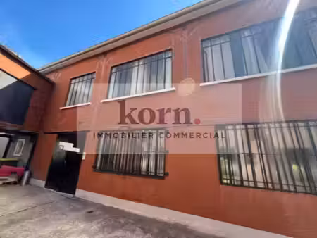 location locaux professionnels 364 m² à les lilas (93260)  4 785 €