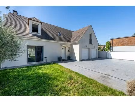 maison de 10 pièces de 201 m² à mézières-sur-seine
