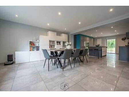 en vente maison mitoyenne 180 m² – 450 000 € |boust