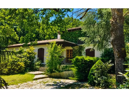 maison léognan m² t-5 à vendre  551 200 €