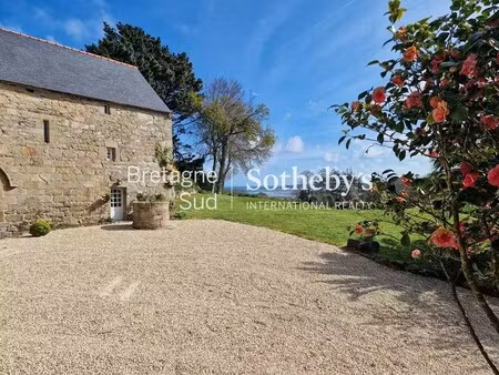 manoir avec vue sur mer à vendre à plougrescant : 1 195 000 € | 328m²