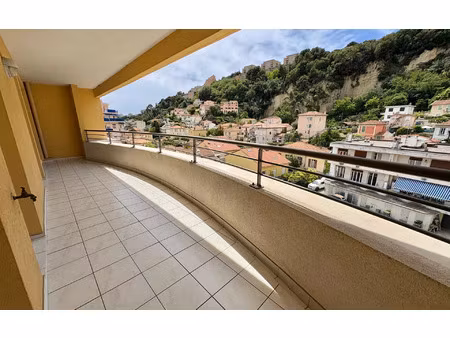 location appartement  50.31 m² t-3 à nice  1 200 €