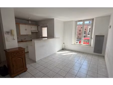 location appartement  30 m² t-0 à saint-dié-des-vosges  370 €