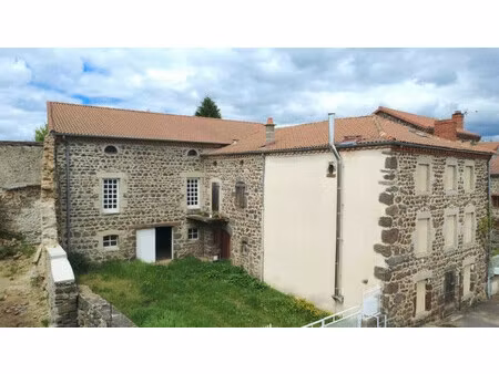 à vendre - locaux de 310 m² à sainte-eugénie-de-villeneuve