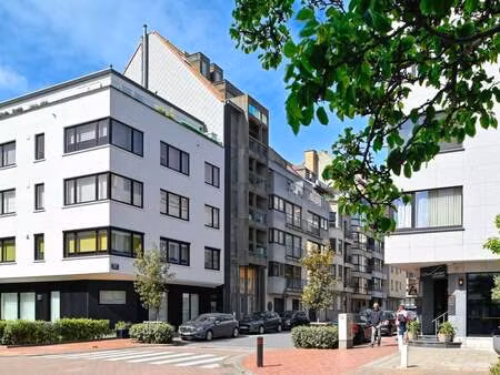 appartement à louer à knokke € 1.100 (lolvr) - alex dewulf - albertstrand | zimmo