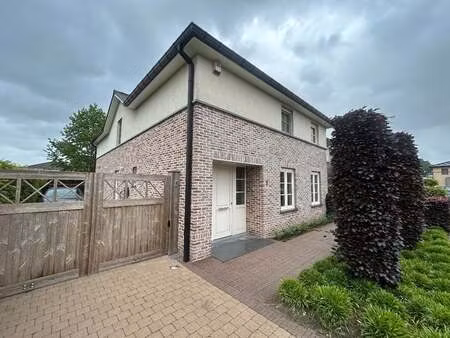 maison à louer à neerpelt € 1.500 (lokou) - era carl tournier (lommel) | zimmo