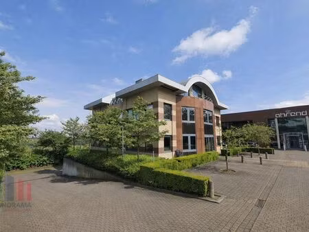 bien professionnel à louer à zaventem € 5.911 (lomnf) - panorama b2b brussel kantoren | zi