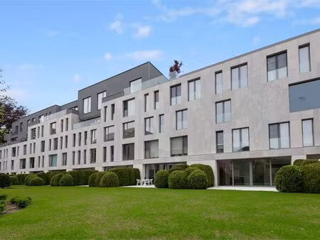 appartement à louer à 's gravenwezel € 1.950 (lomnh) | zimmo
