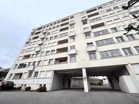 limoges t4 avec balcon et parking