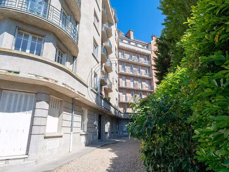 bureaux versailles 2 pièce(s) 38.35 m2