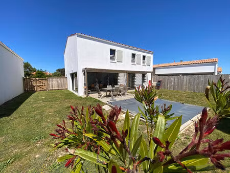 saint denis - maison 4 chambres - piscine - 113 m²