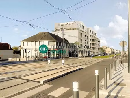 vente commerce angers 49000 410m²