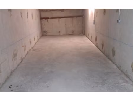stationnement manosque 25 m² t- à vendre  25 000 €