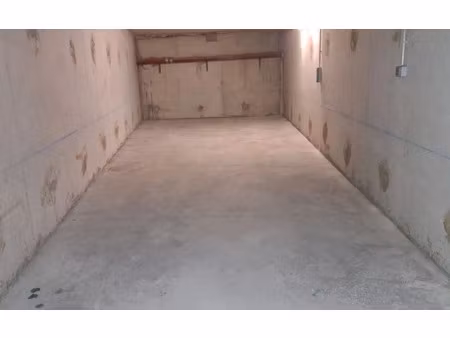 stationnement manosque 35 m² t- à vendre  25 000 €