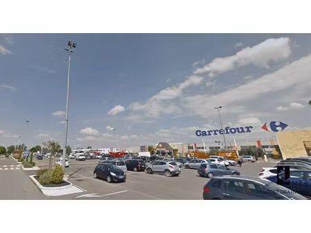 local commercial mably 547 m2