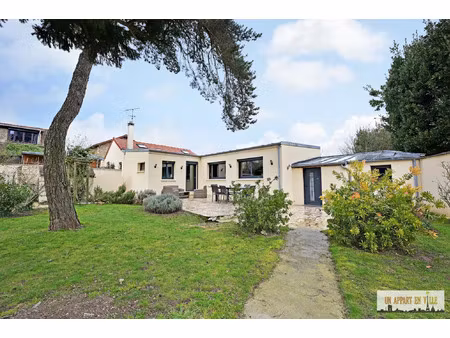 quartier galvents-corby - maison de plain-pied de 161 m² sur terrain 610 m² - séjour de 70