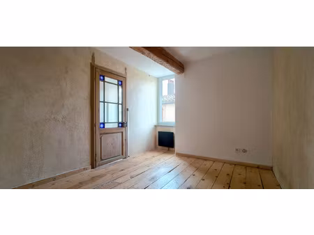 maison village aigues vives
