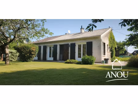 maison de village 4 pieces(s) 1700 m2 de jardin
